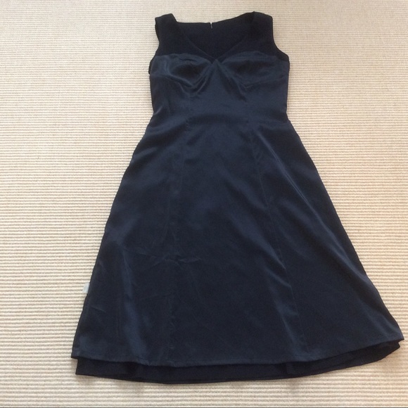 Talbots Formal Black Dress Sleeveless - Size 8 - Picture 11 of 11
